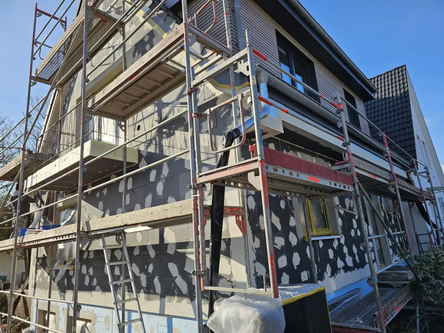 Inex Baubetreuung GmbH, Außenrenovierung