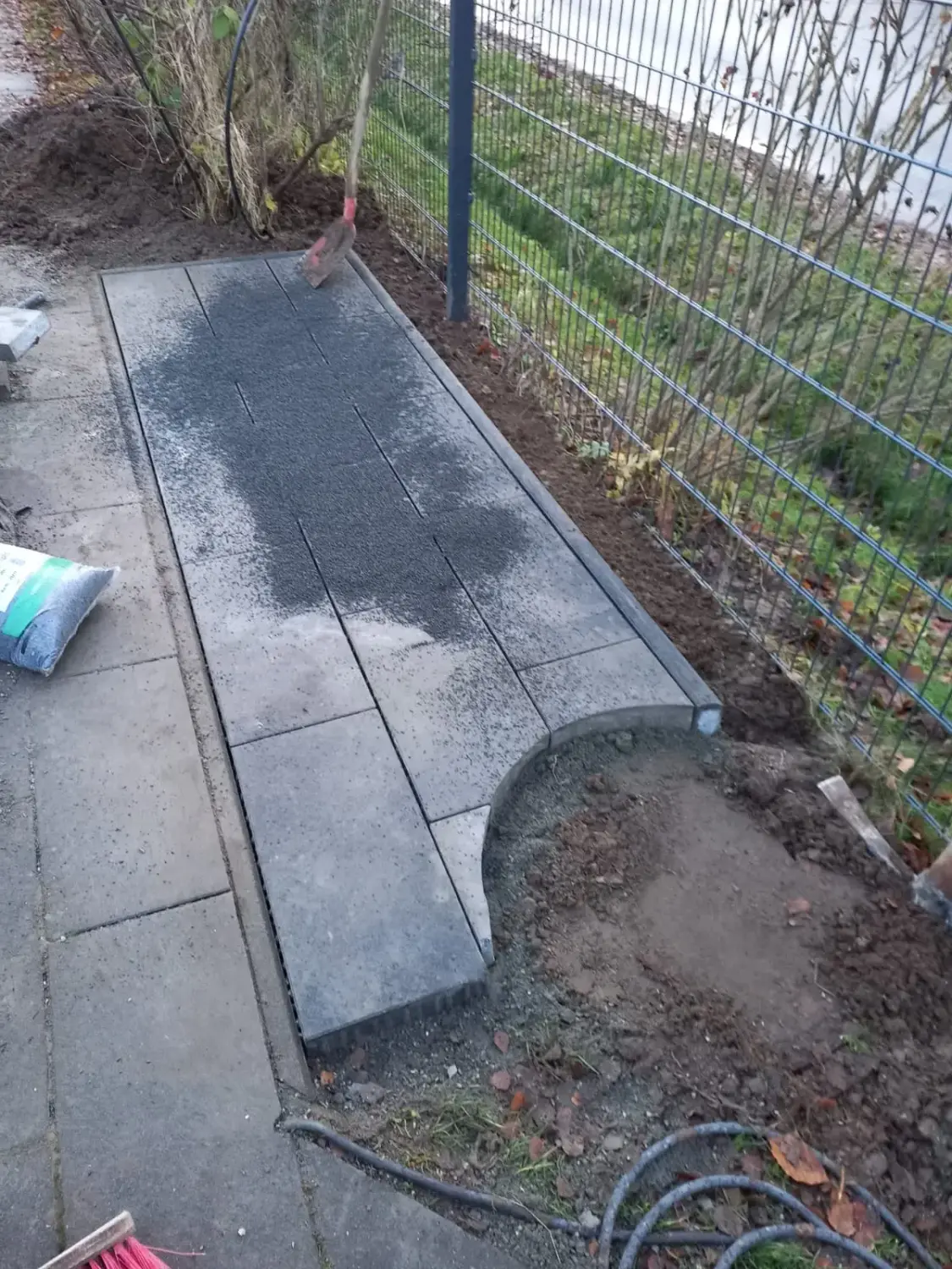 Inex Baubetreuung GmbH, Pflasterarbeiten im Außenbereich