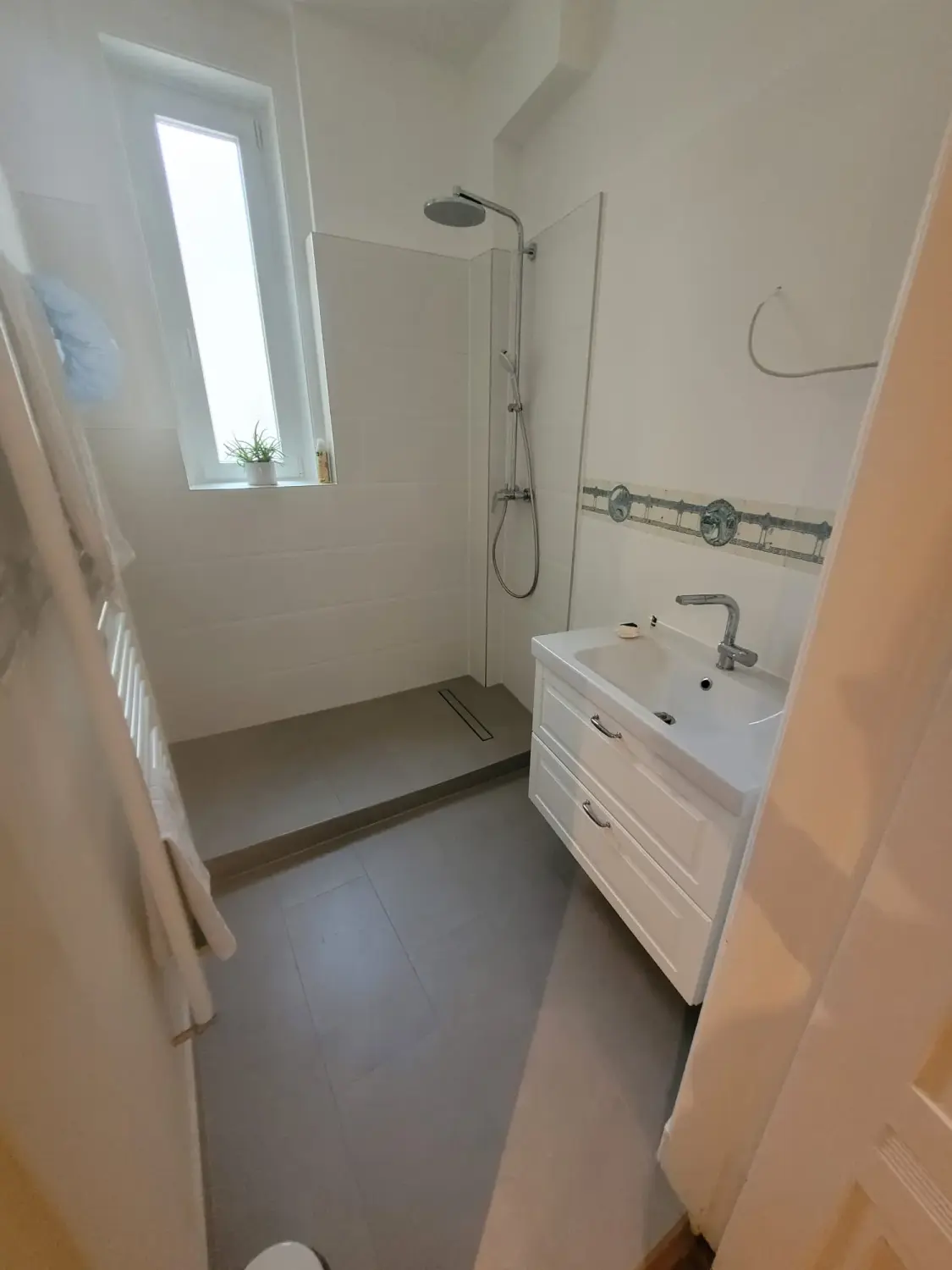 Inex Baubetreuung GmbH, Badsanierung Fliesenlegen