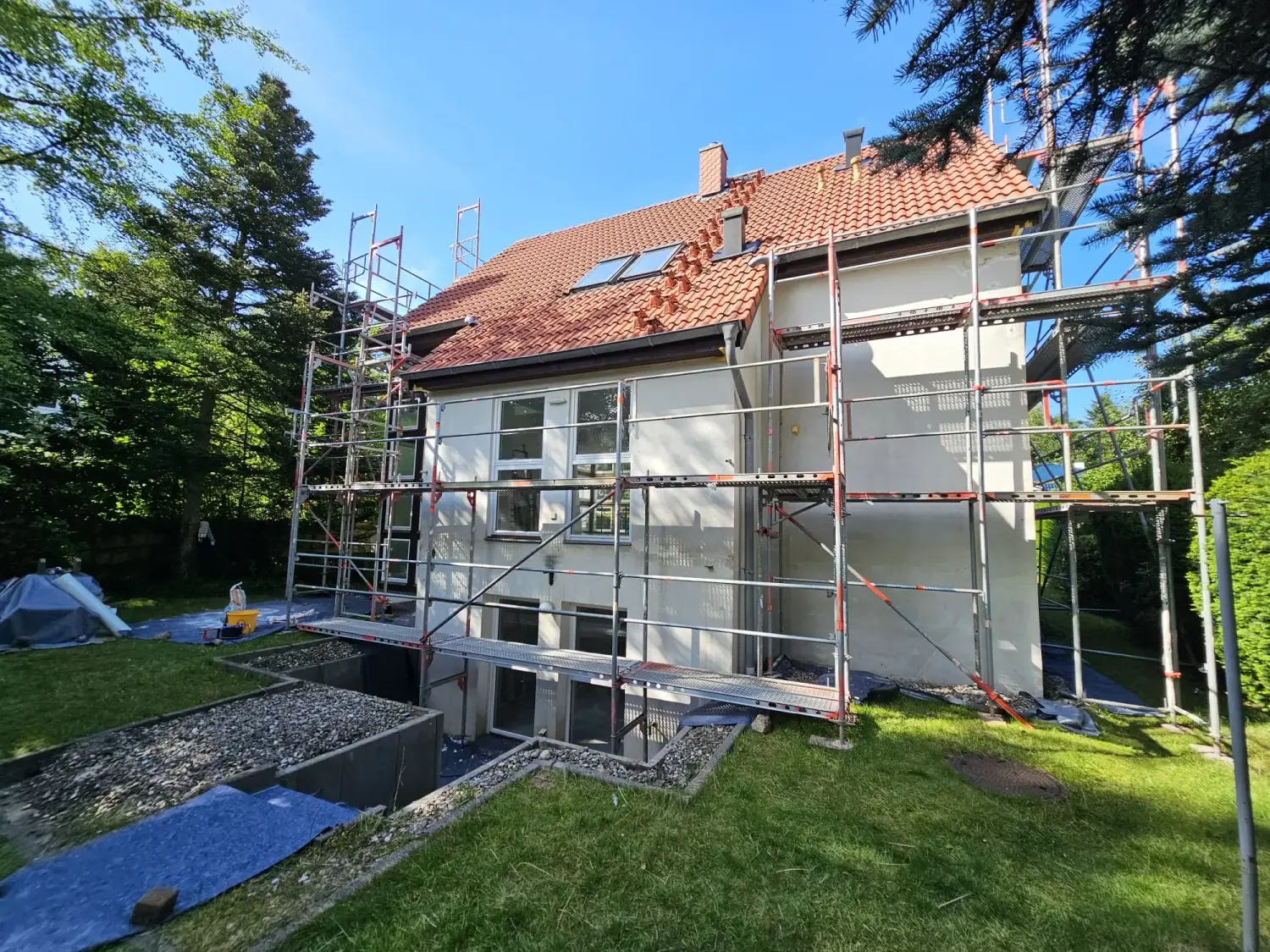 Inex Baubetreuung GmbH, Gebäudesanierung