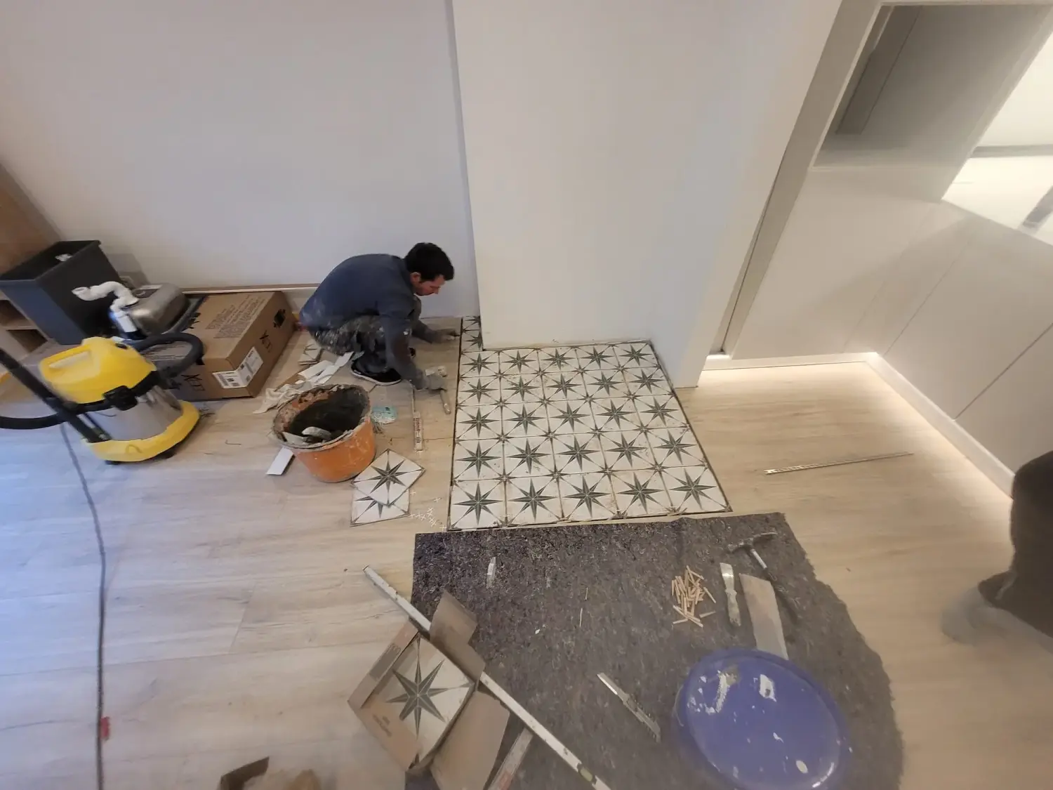 Inex Baubetreuung GmbH, Projektbild, Genehmigung, Zeichnungen, Badsanierung, Balkonsanierung, Hamburg