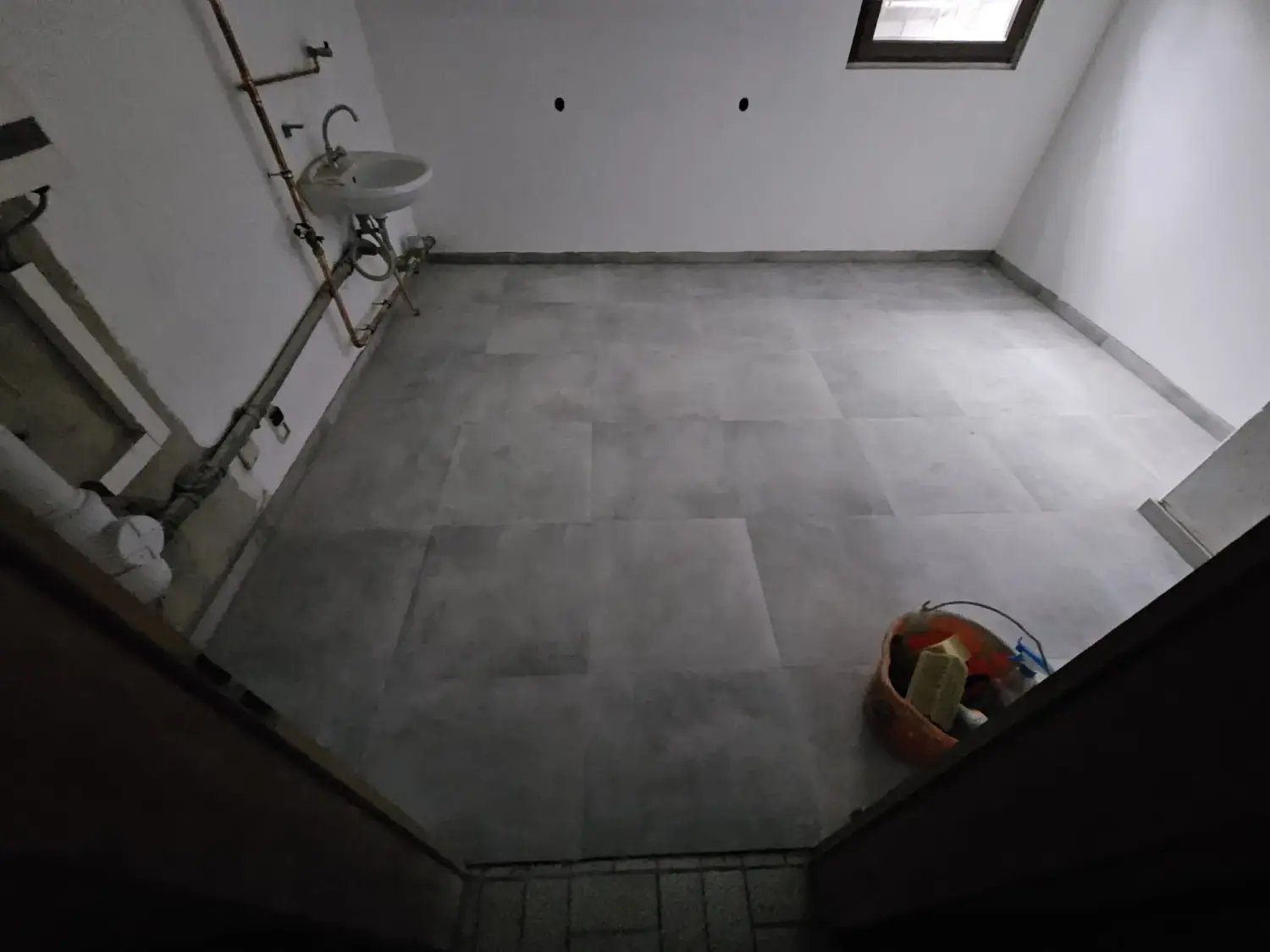 Inex Baubetreuung GmbH, Fliesenleger